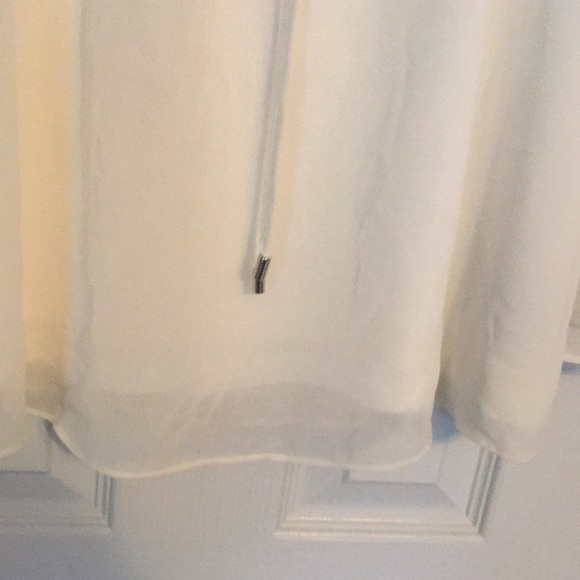 White Bell-Sleeve Peasant Blouse - Picture 7 of 8